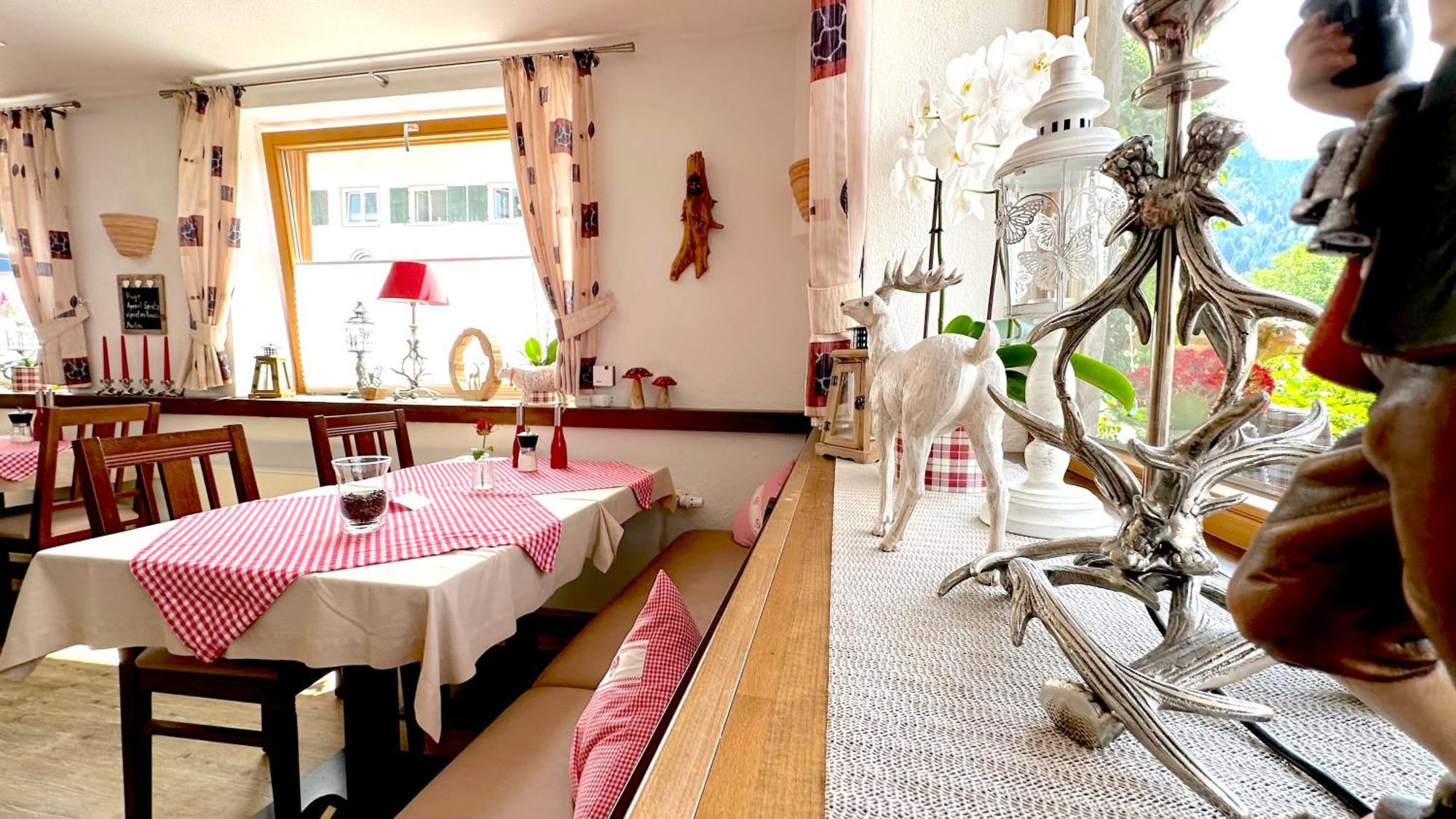 Hotel Restaurant Amadeus Bad Hindelang Exterior foto