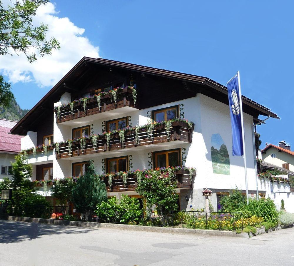 Hotel Restaurant Amadeus Bad Hindelang Exterior foto